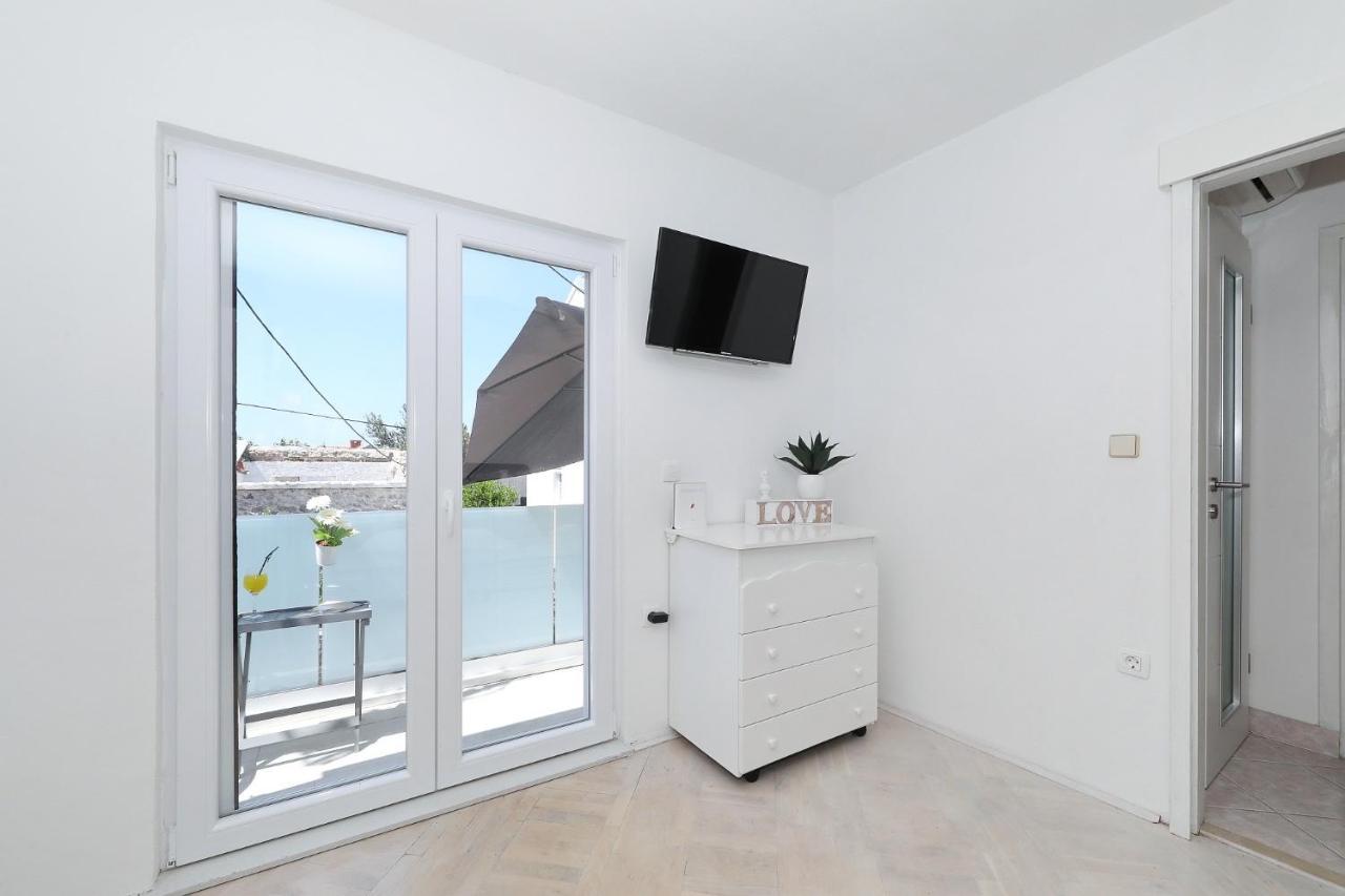 Holiday Home Maria One Minute From -Beach Zadar Exterior foto